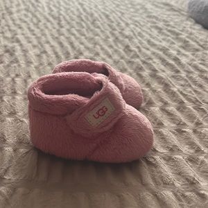 Ugg Newborn Booties Pink